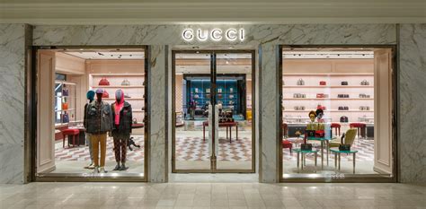 gucci phipps plaza.